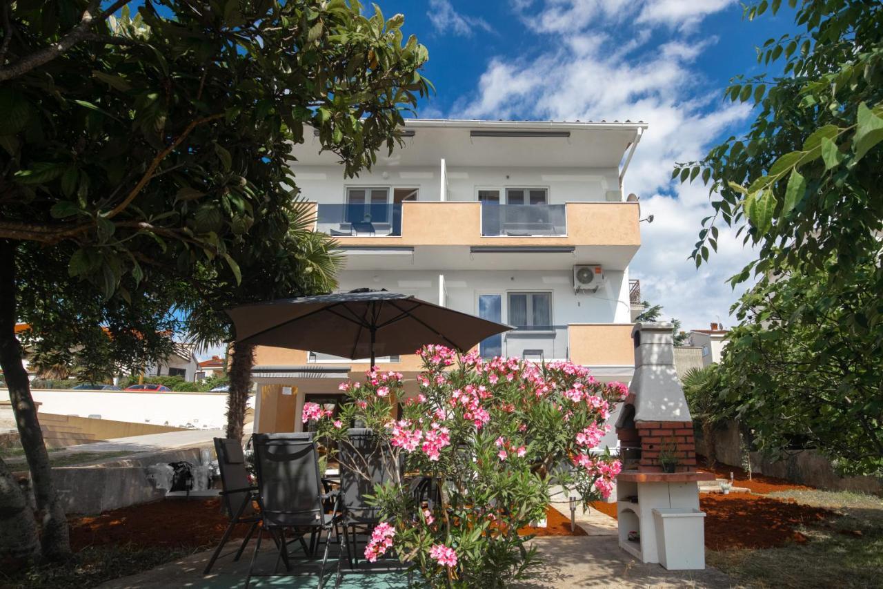 Oleander Apartment มาลินสกา ภายนอก รูปภาพ