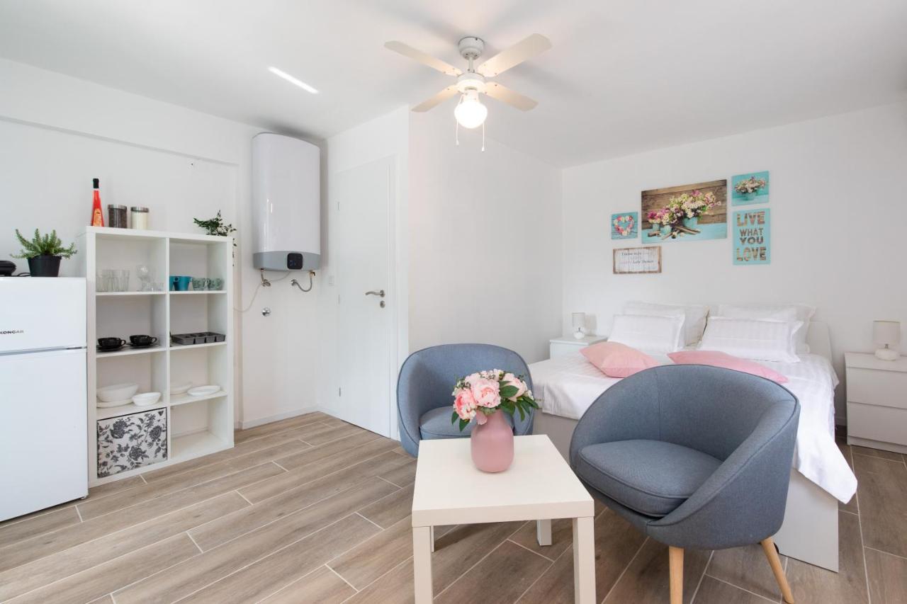 Oleander Apartment มาลินสกา ภายนอก รูปภาพ